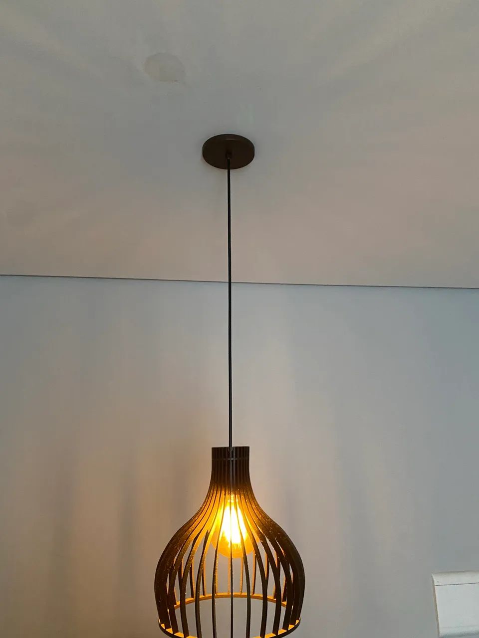 Lustre mesa de jantar com lâmpada 