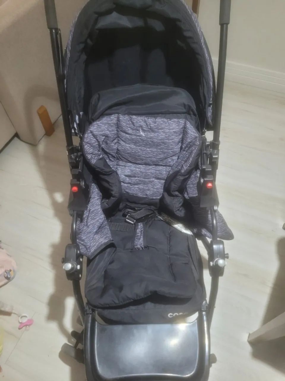 Carrinho de Bebê Cosco + Bebê Conforto  - Foto 5