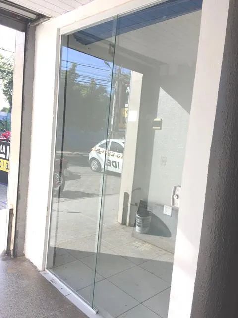 Sala Comercial  12 m² | Prédio com Grande Circulação Sala com 12 m², ideal para pequenos e - Foto 2