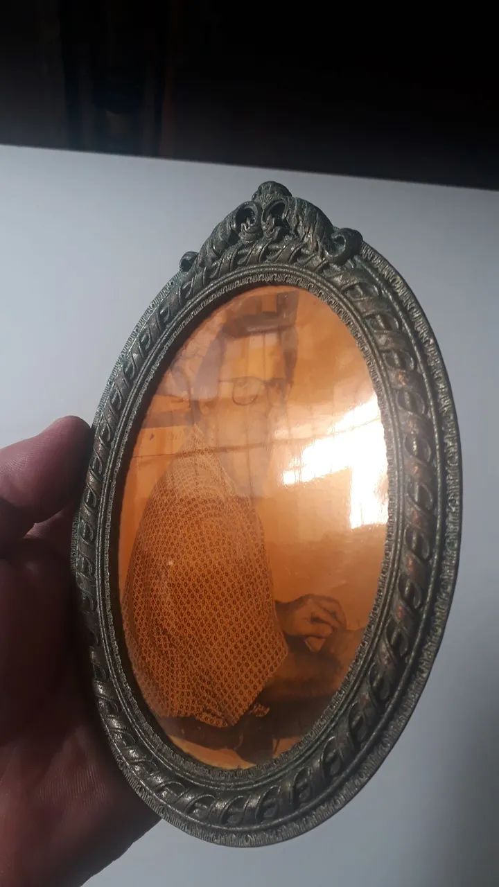 Porta retrato antigo oval  - Foto 4