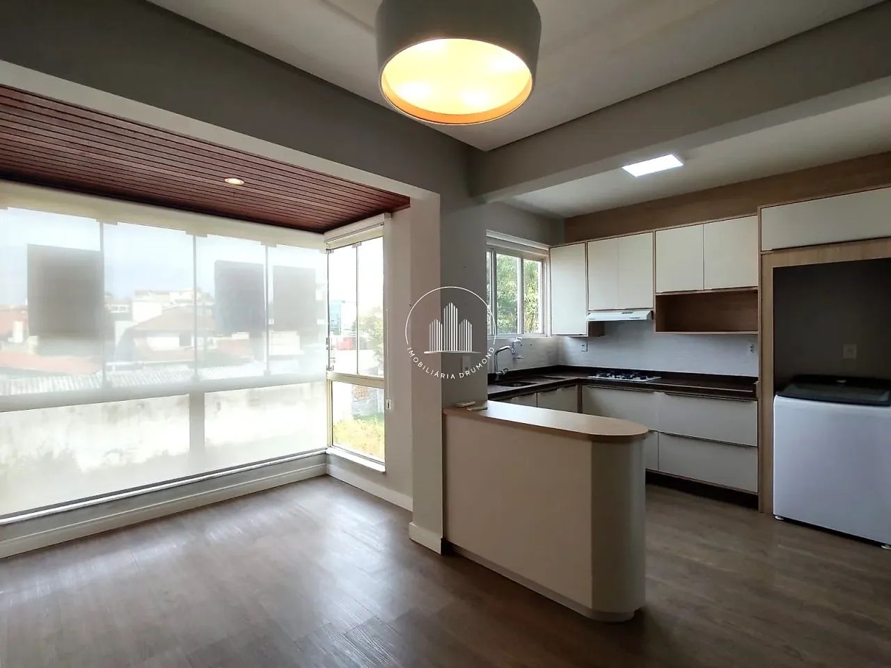 Apartamento 2 Quartos com 1 Suíte - Coqueiros - EST