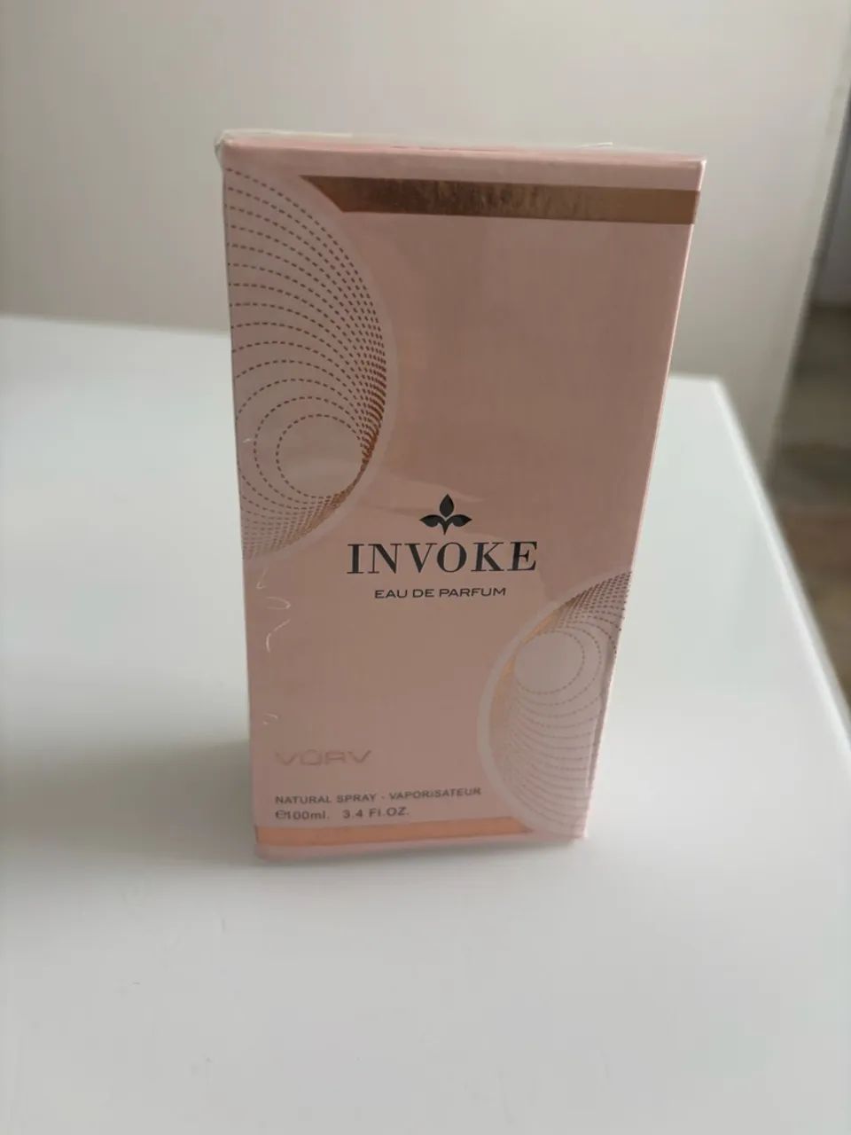 Árabe feminino invoke