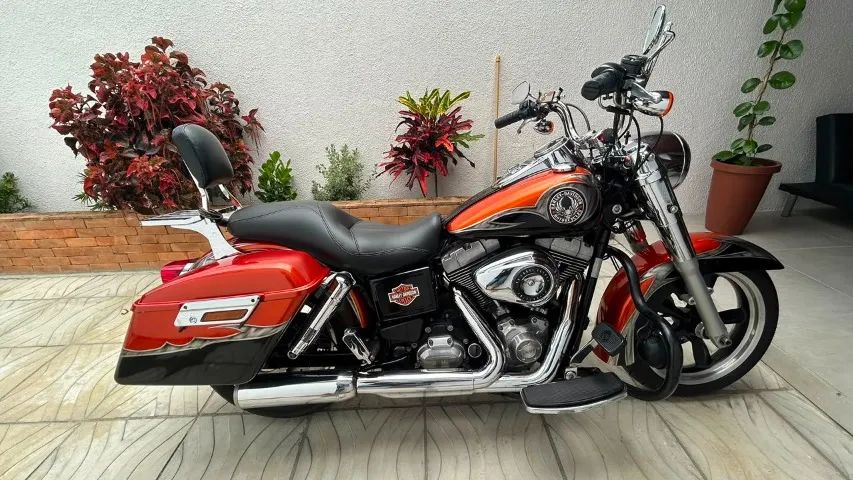 Harley-Davidson Dyna Switchback 2014 - Foto 2