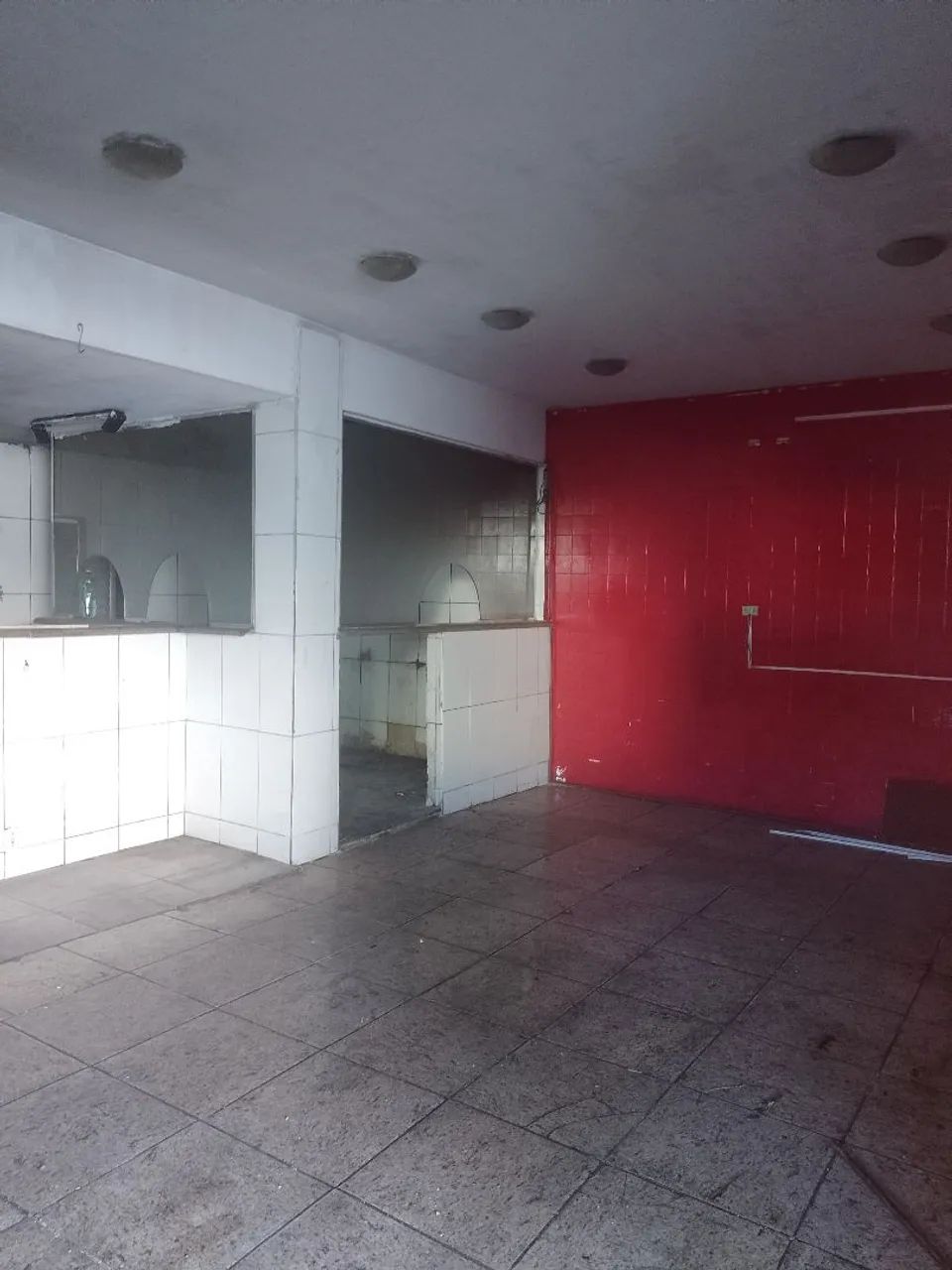 VENDO PRÉDIO COMERCIAL,EM LOCALIZAÇÃO PRIVILEGIADA EM BANGU ! - Foto 4