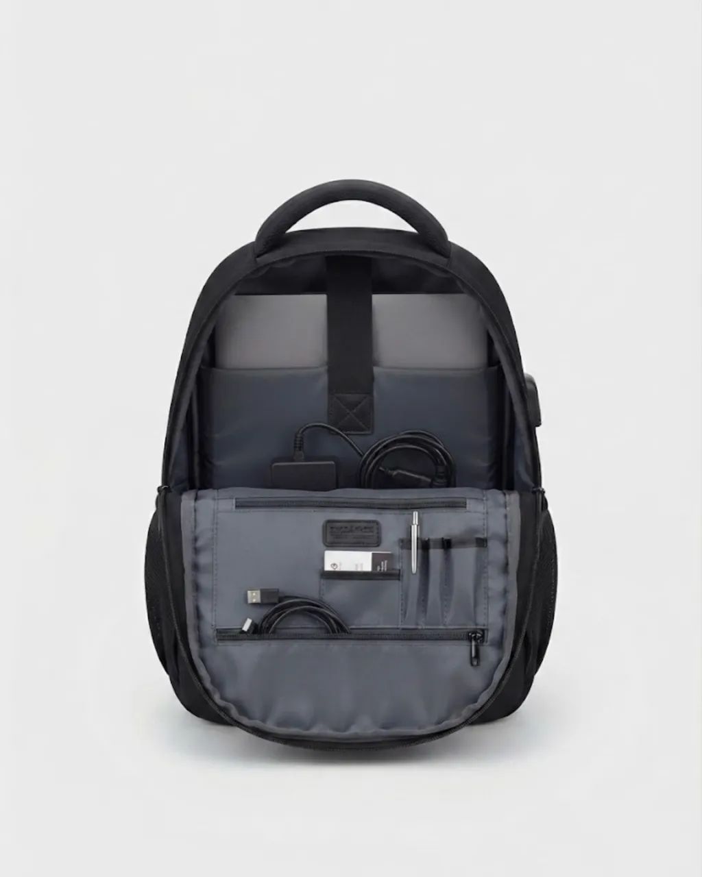 Anúncio: Mochila Preta Executiva/Notebook - Ótimo Estado - Foto 4