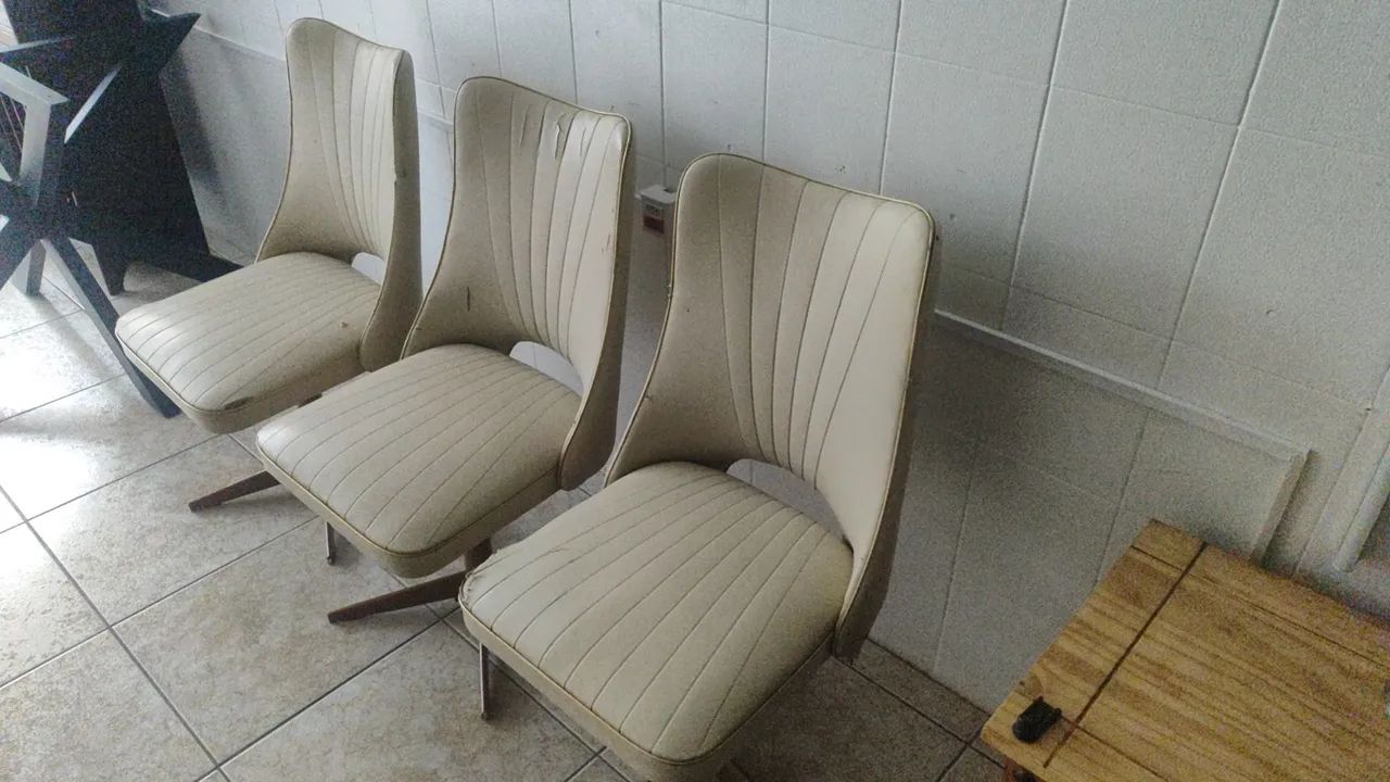 Trio de cadeiras retro!!