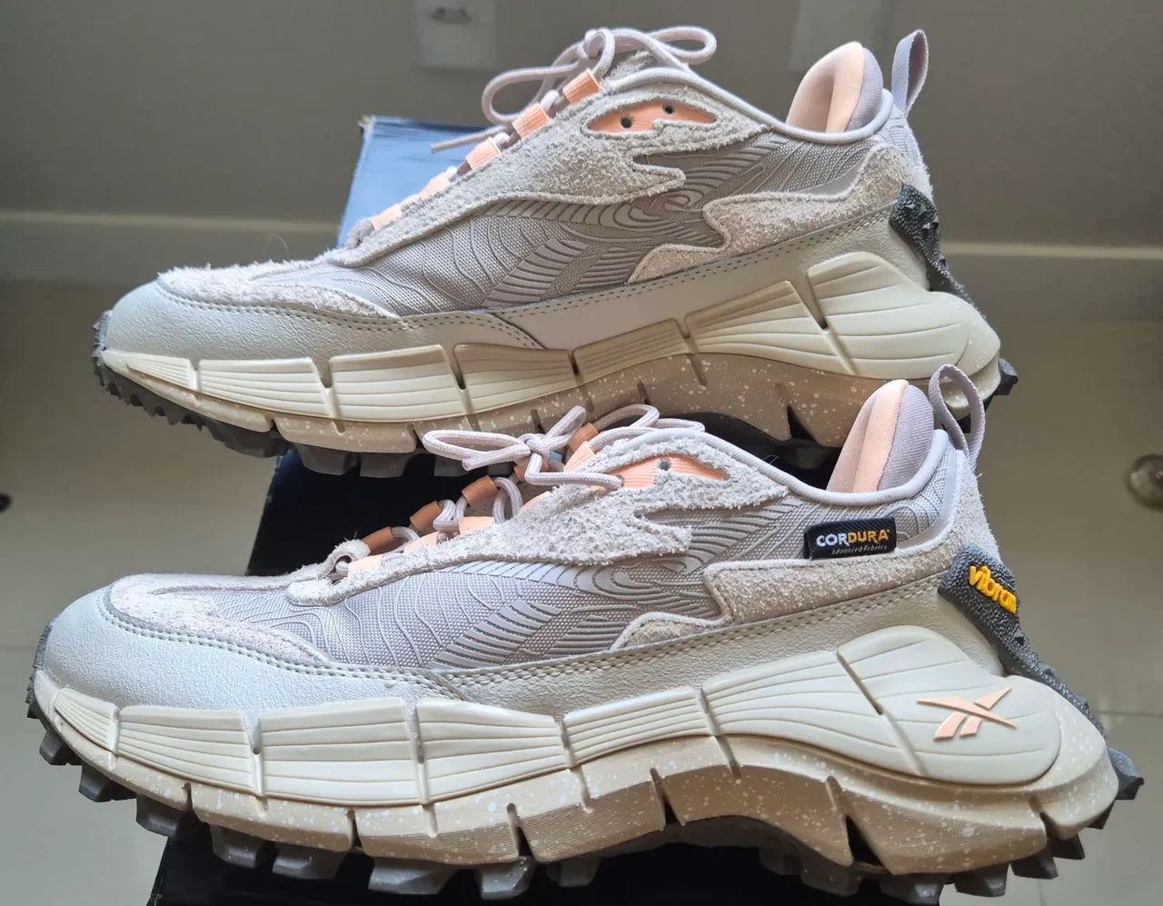 イカーゲン Reebok Zig Kinetica 2.5 Adventure tam 39 - Calçados - Itacorubi
