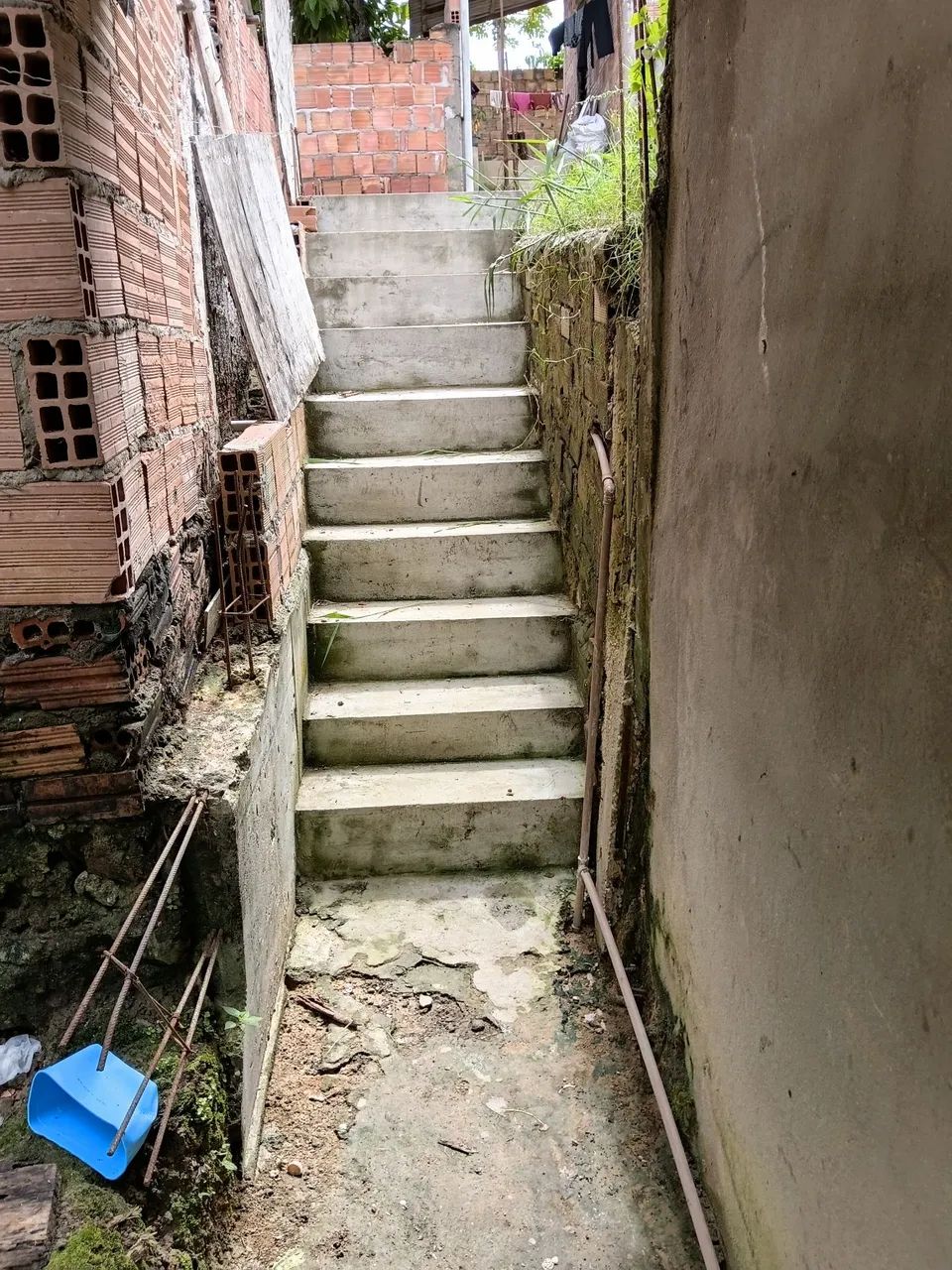 Vendo uma casa 3 po 7 // monte das Oliveira  - Foto 2