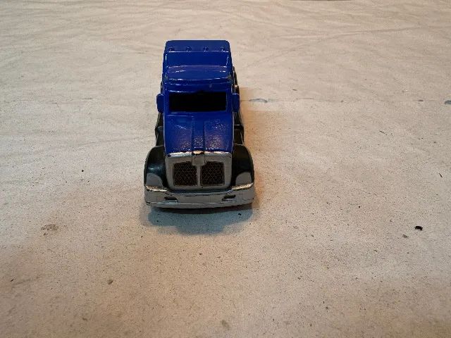 Caminhao Fastlane 1/64  - usado sucata  - leia