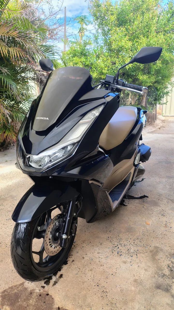 PCX 160 DLX