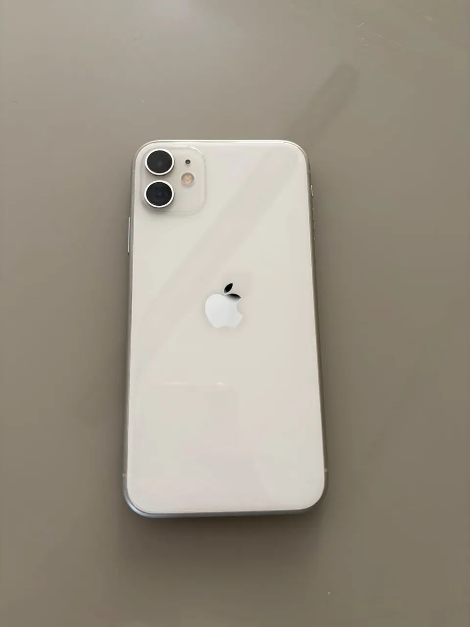 Vendo Iphone 11 64gb - Celulares e Smartphones - Plano Diretor Sul