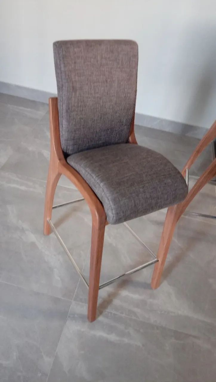 Banquetas Premium em Madeira Maciça - Sob Medida - Foto 2