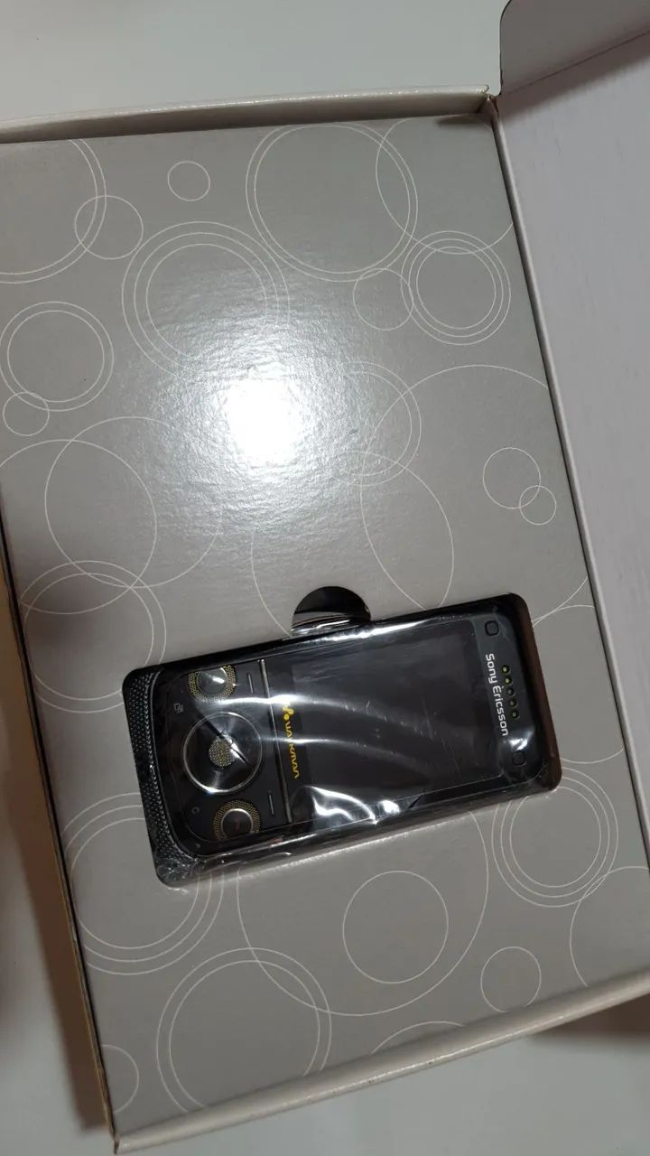 Sony walkman w760 novo - Celulares e Smartphones - Patagônia
