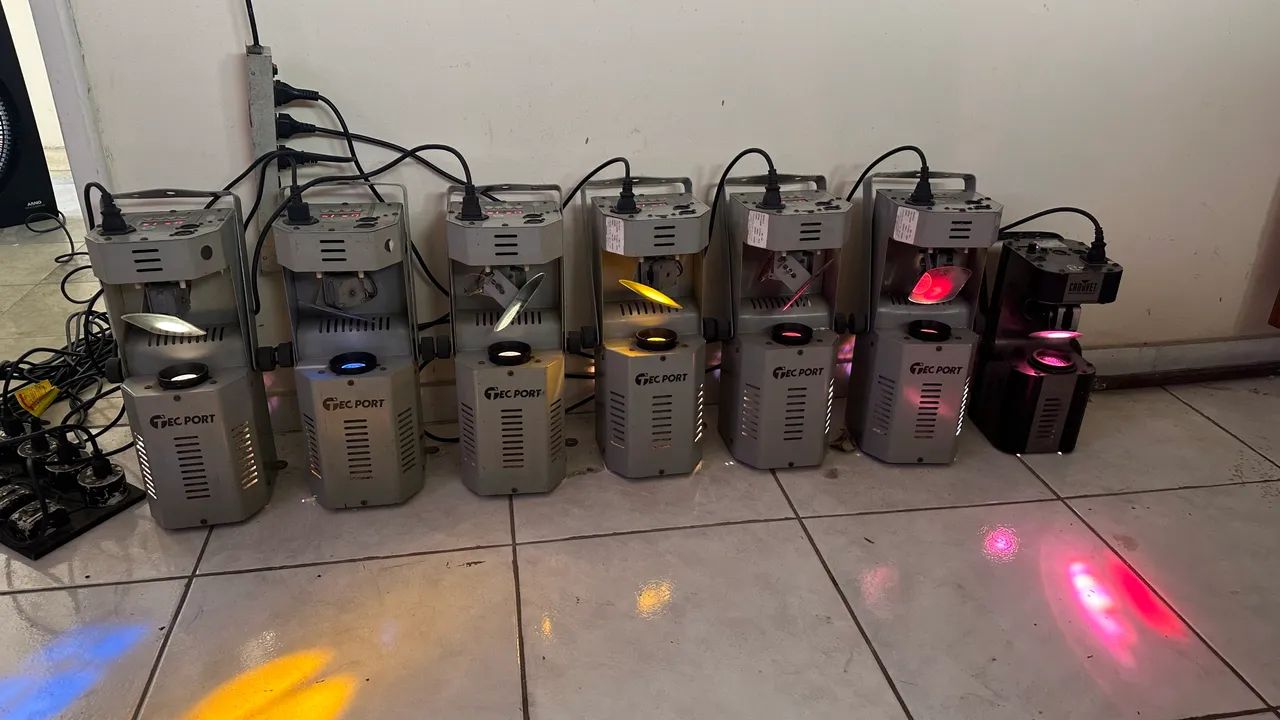 Iluminação Moving scan SH 700 é mais, para festas e eventos  - Foto 3
