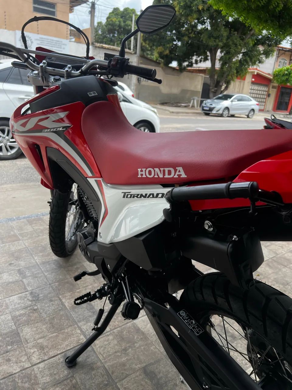 XR TORNADO 300 - Foto 4