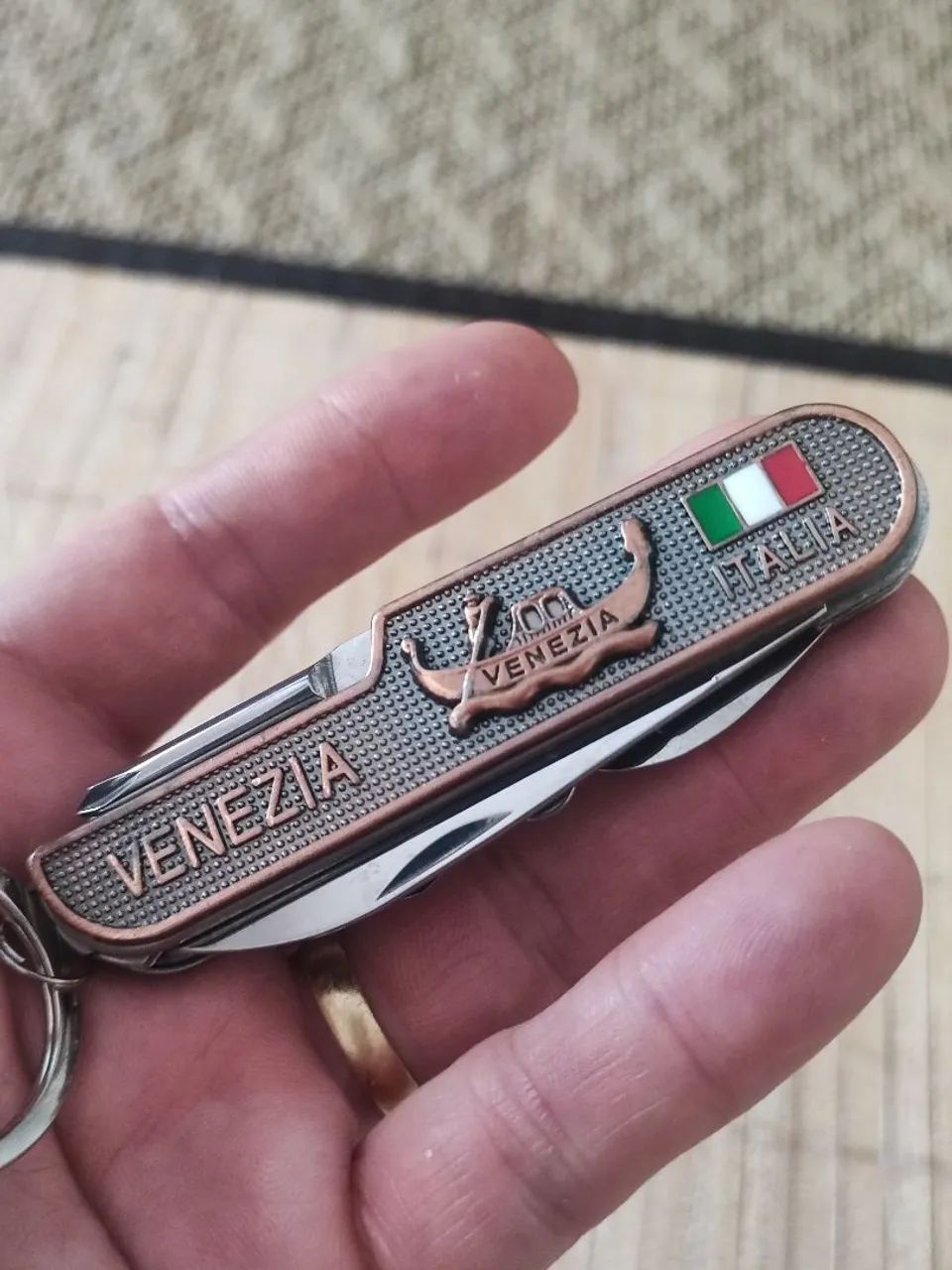 Canivete Venezia Itália multi funções 