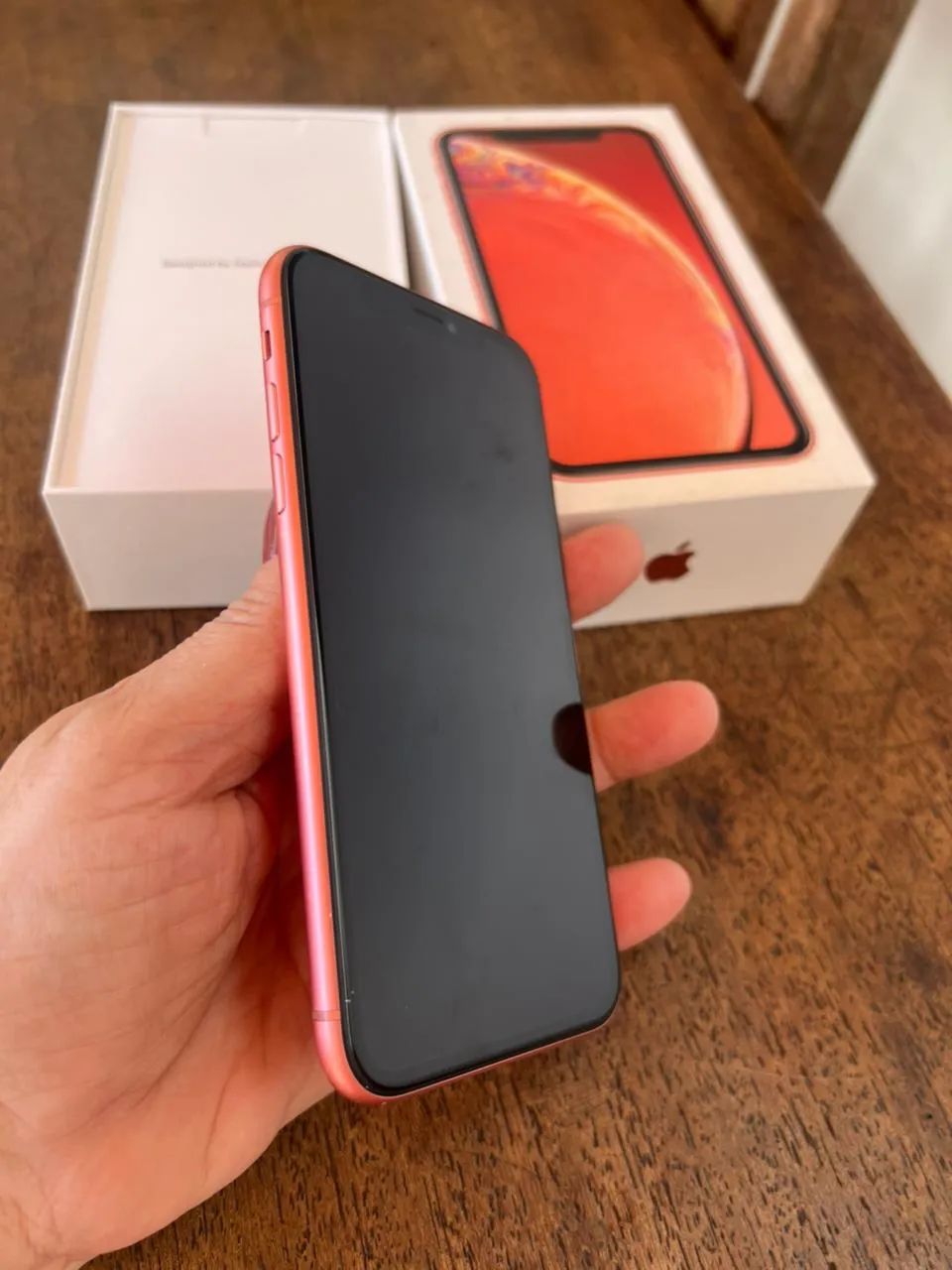 iPhone XR Coral 64GB - Foto 4