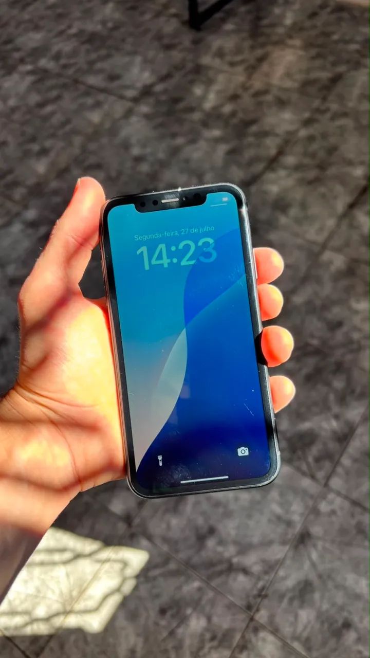 iPhone XR vendo ou troco 