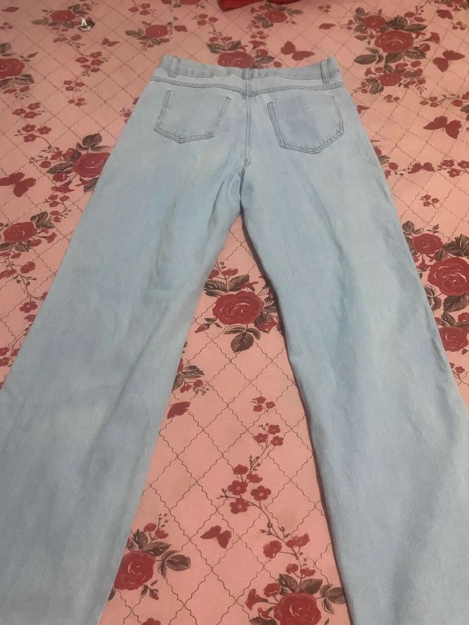 Calça azul claro wide leg