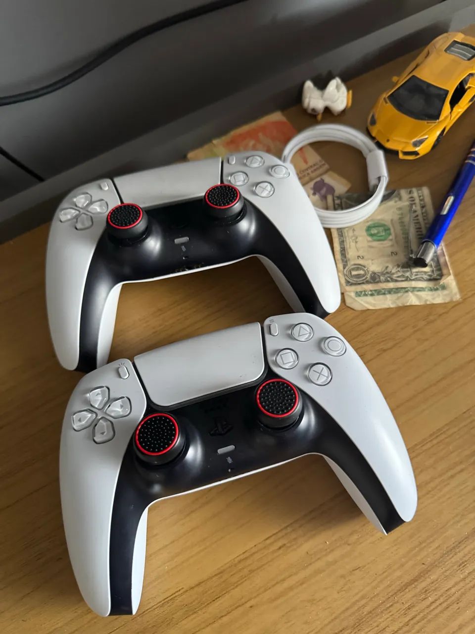 Ps5 com caixa - Consoles de Vídeo Game - Centro, Nilópolis 1494087925 | OLX