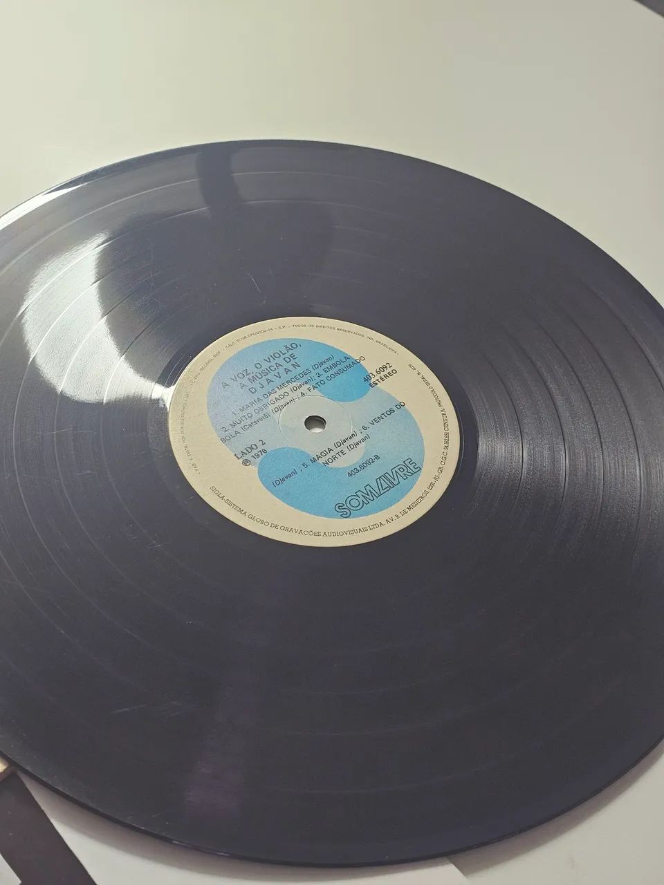 Vinil Djavan - A voz, o violão, a música de Djavan - Foto 4