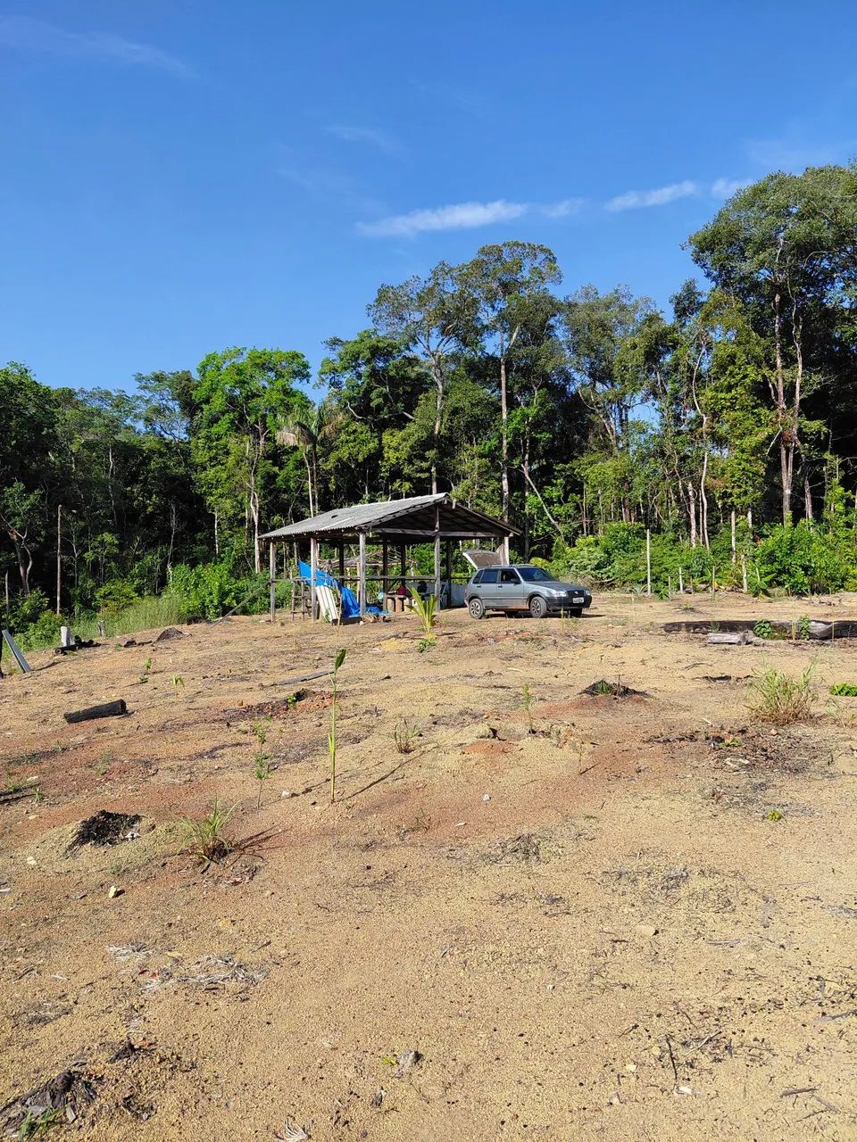 Vendo um terreno na vicinal 1 da apiau
