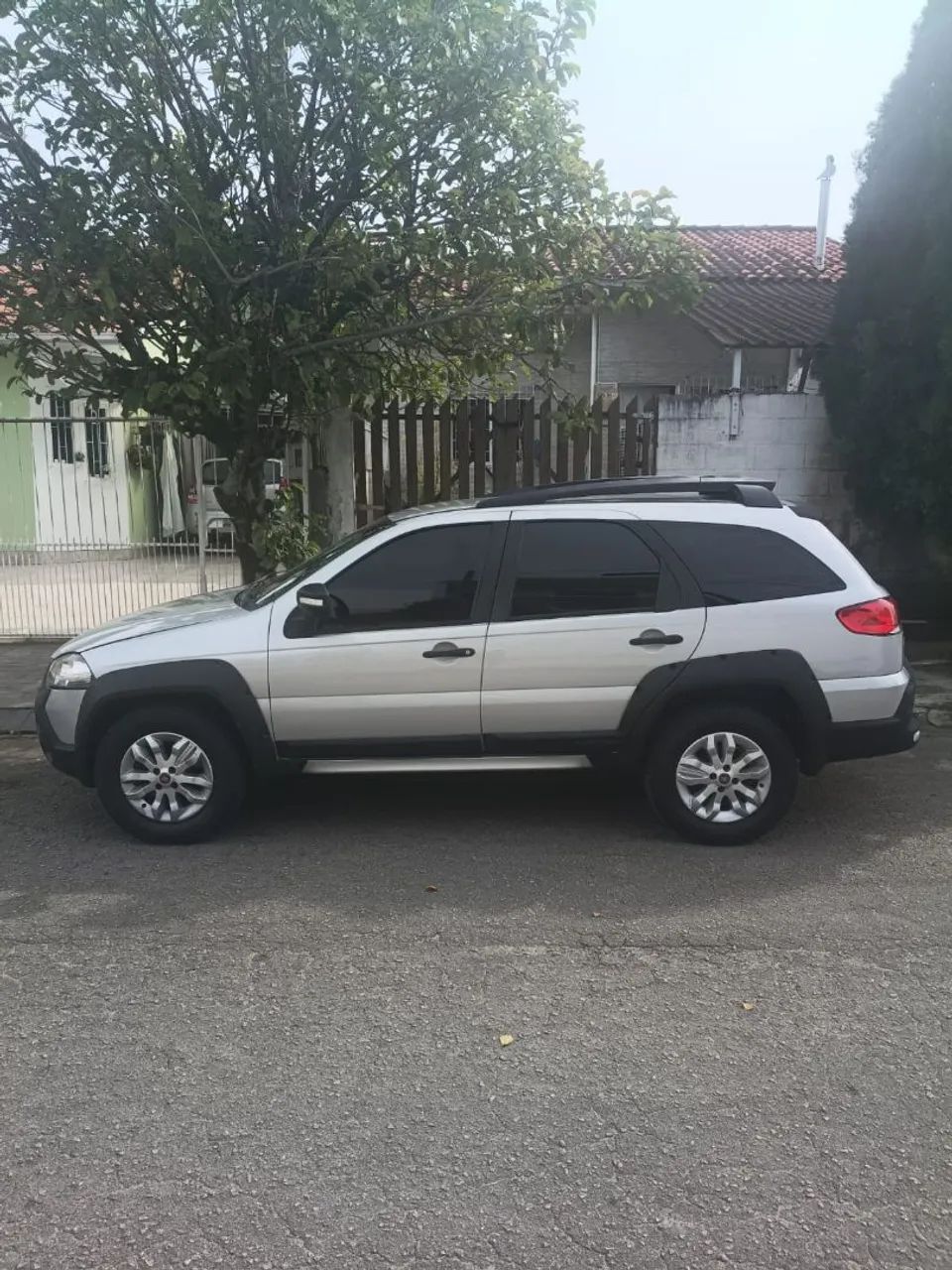 Fiat Palio Week.adv.lock.dualogic 1.8 Flex 2014
