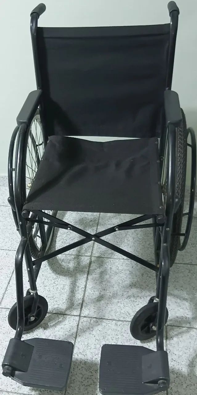 Cadeira de rodas - Foto 2