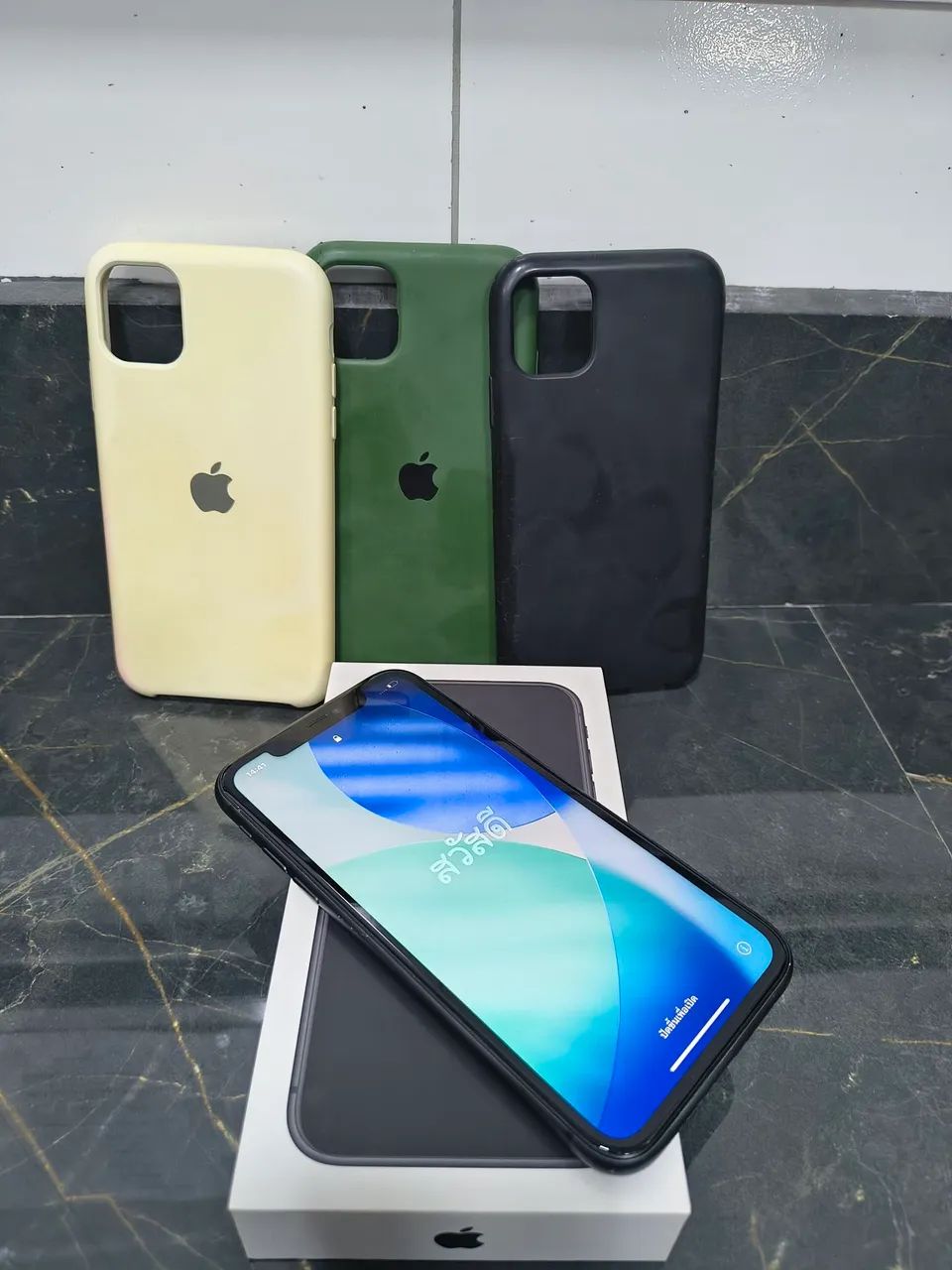 iPhone 11 64GB Nunca aberto, impecável - Celulares e Smartphones