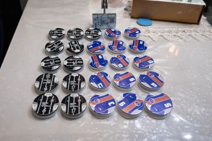 Vendo excelente times de botão, para futebol de mesa - Foto 3