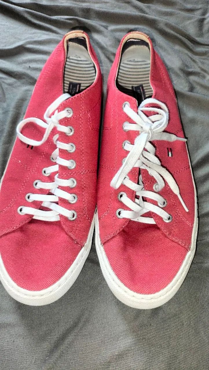 Tênis vermelho TOMMY 