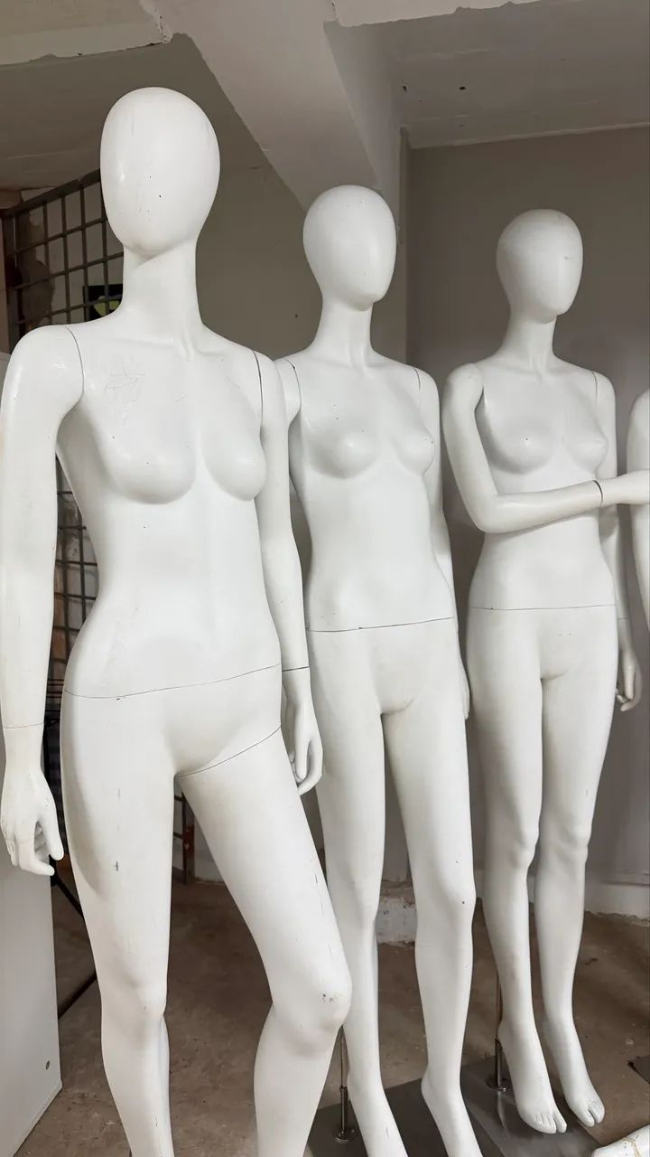 8 manequins fibra - Foto 2