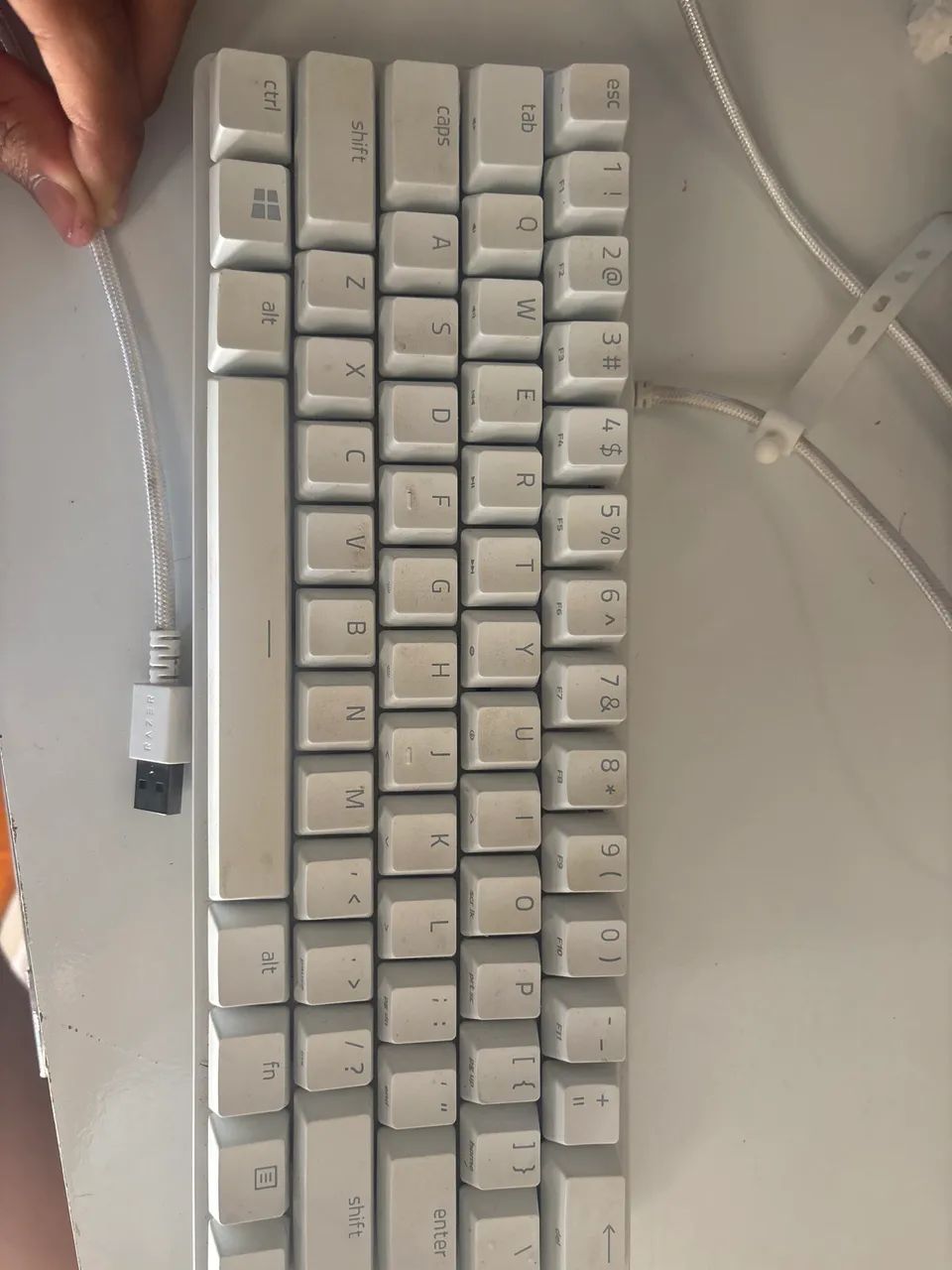 Razer Hutsman Mini ? Mecânico Switch Roxo