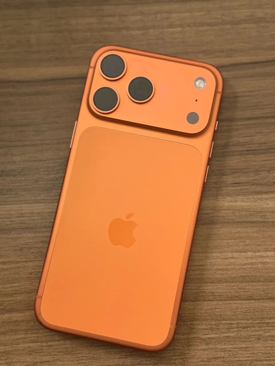 iPhone 17 pro Max 256gb Orange  - Foto 2