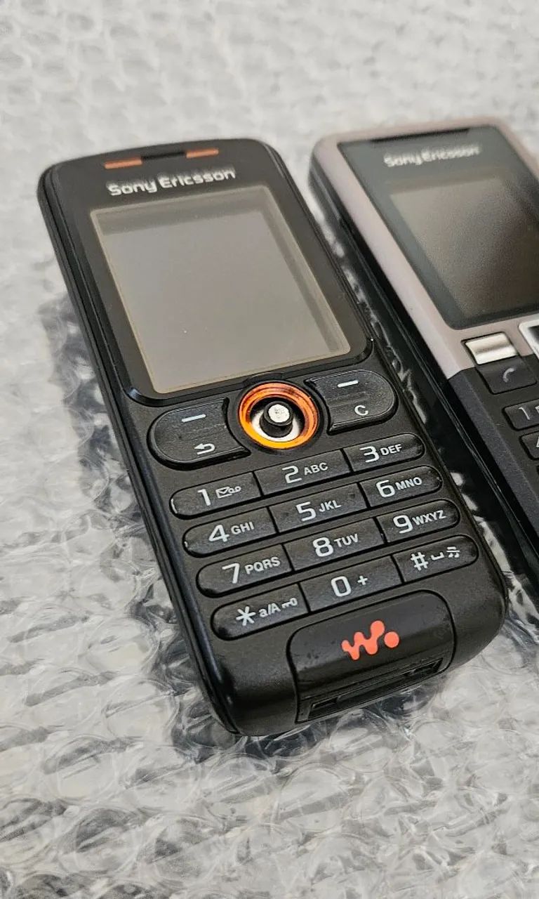 Lote de celulares antigos Sony Ericsson  - Foto 2