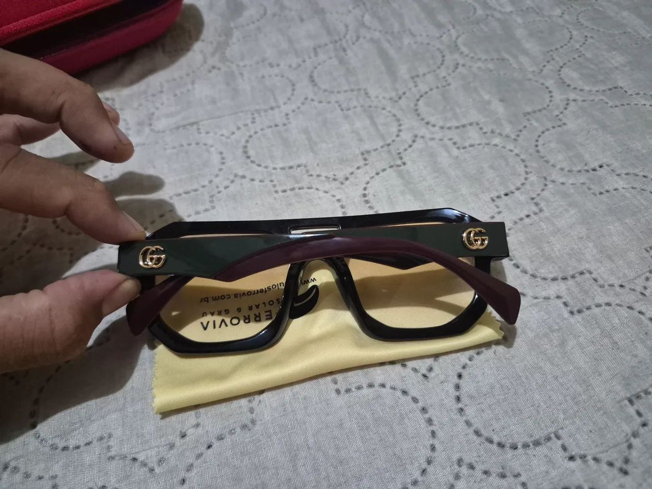 Vendo oculos da Gucci original  - Foto 3