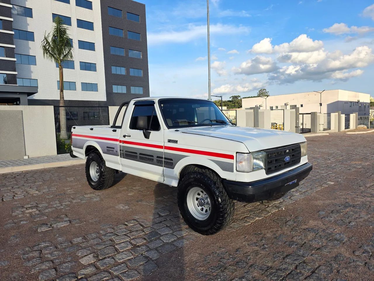 Ford F-1000 Super Diesel / Super Diesel Turbo 1994