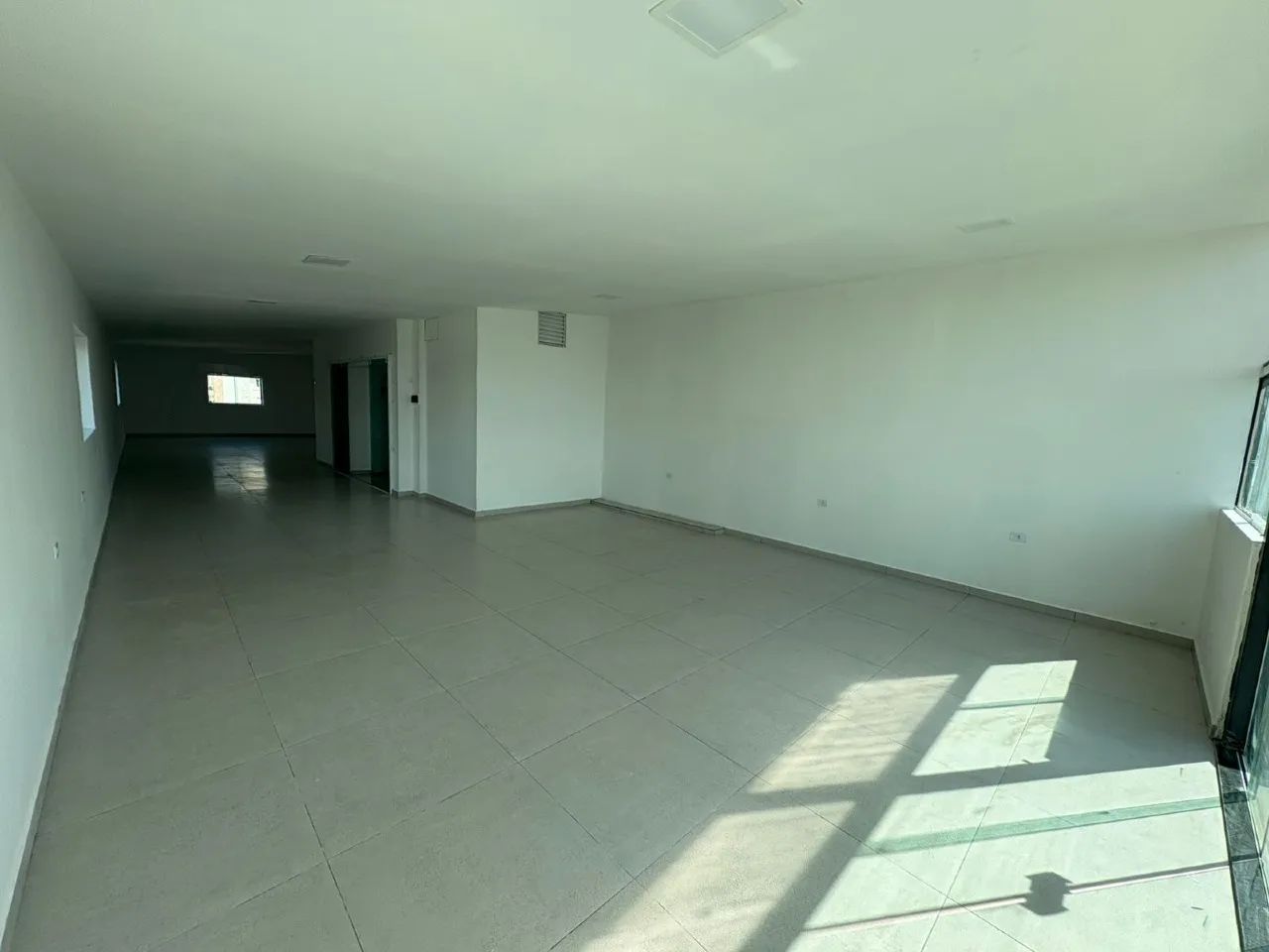 Prédio comercial à venda