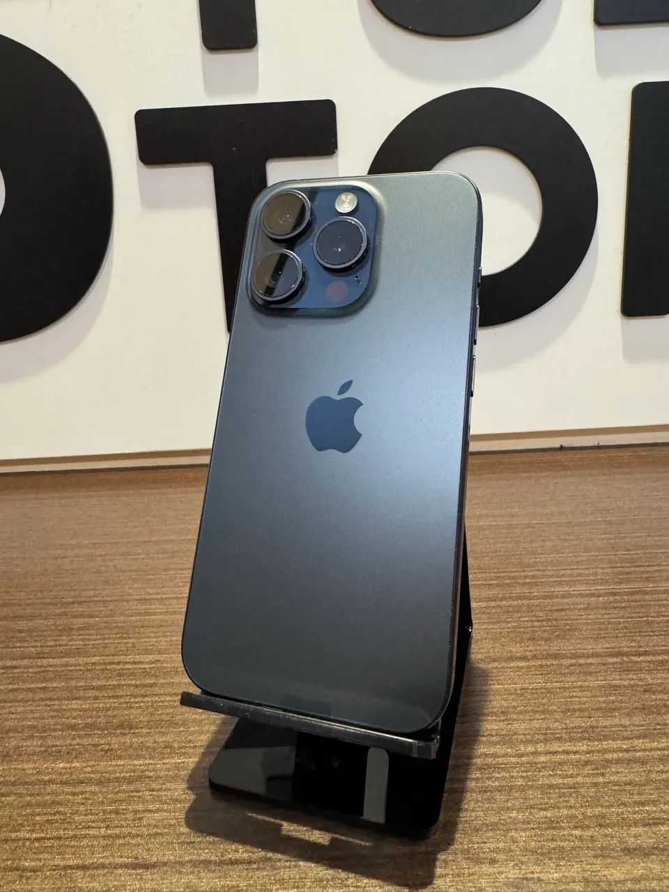 iPhone 15 pro 128 azul titânio  - Foto 2