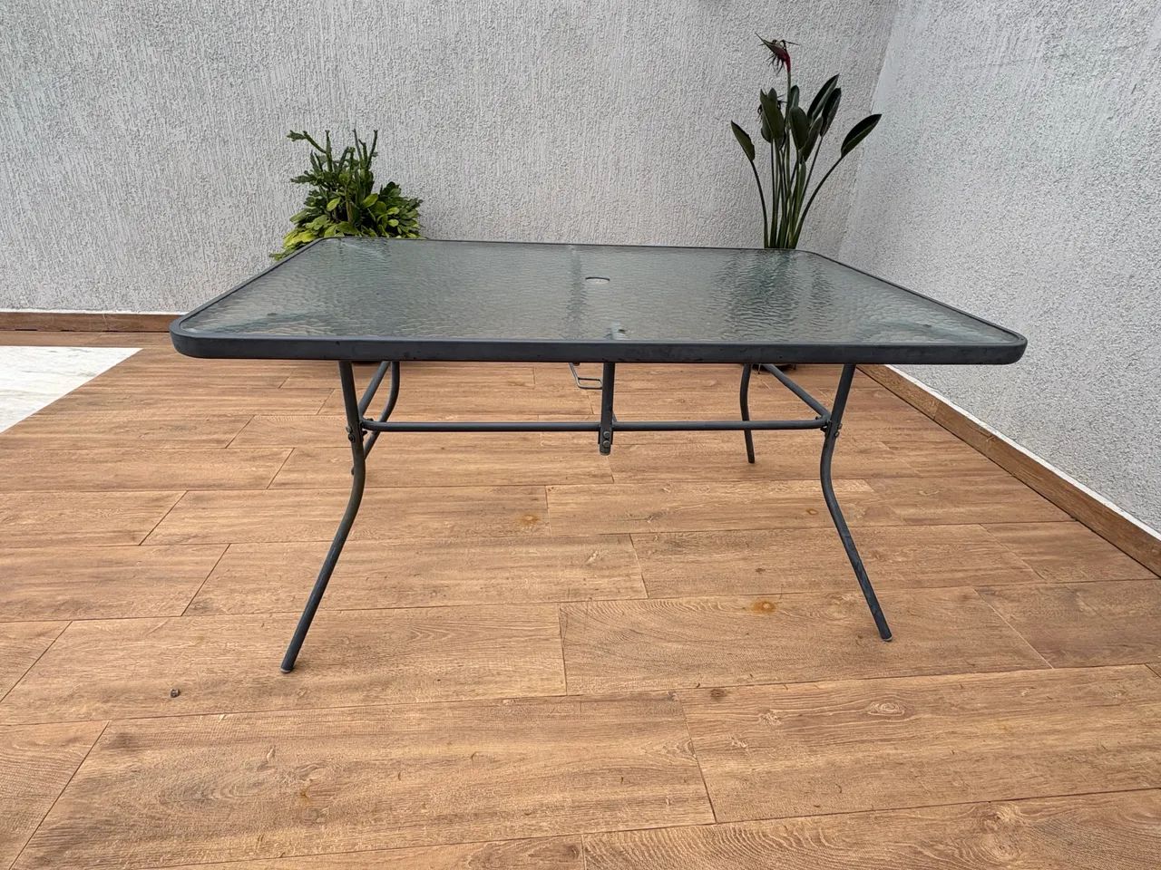 Mesa de jardim ou para área externa com 4 cadeiras