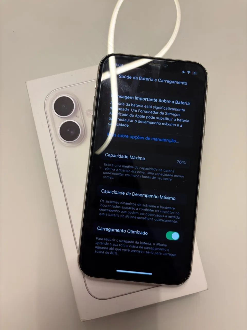 iPhone 11 64GB Branco  - Foto 2