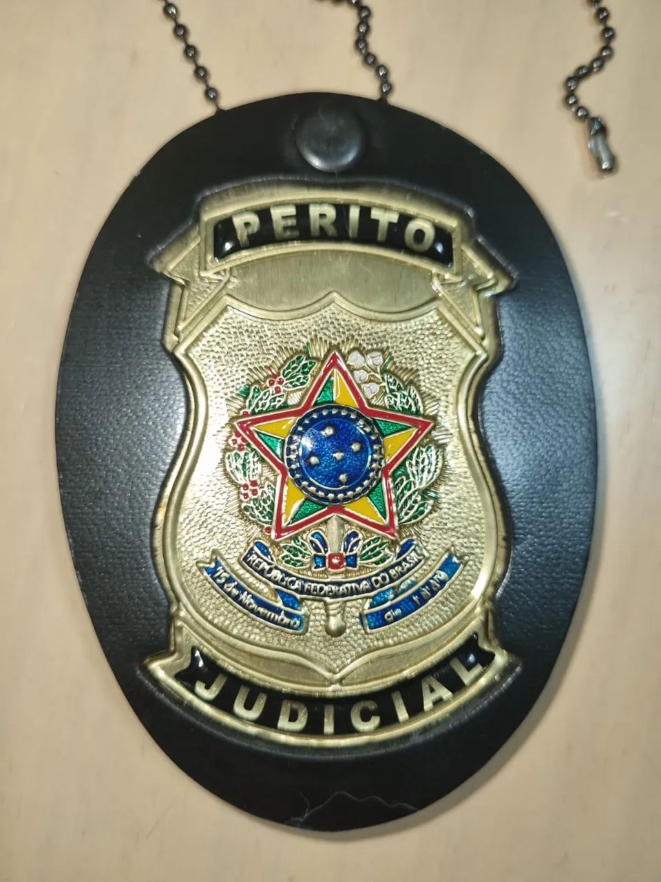 Distintivo de Perito Judicial em couro - Foto 3