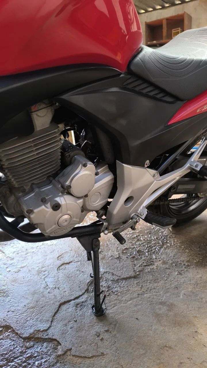 CB 300 Honda - Foto 4