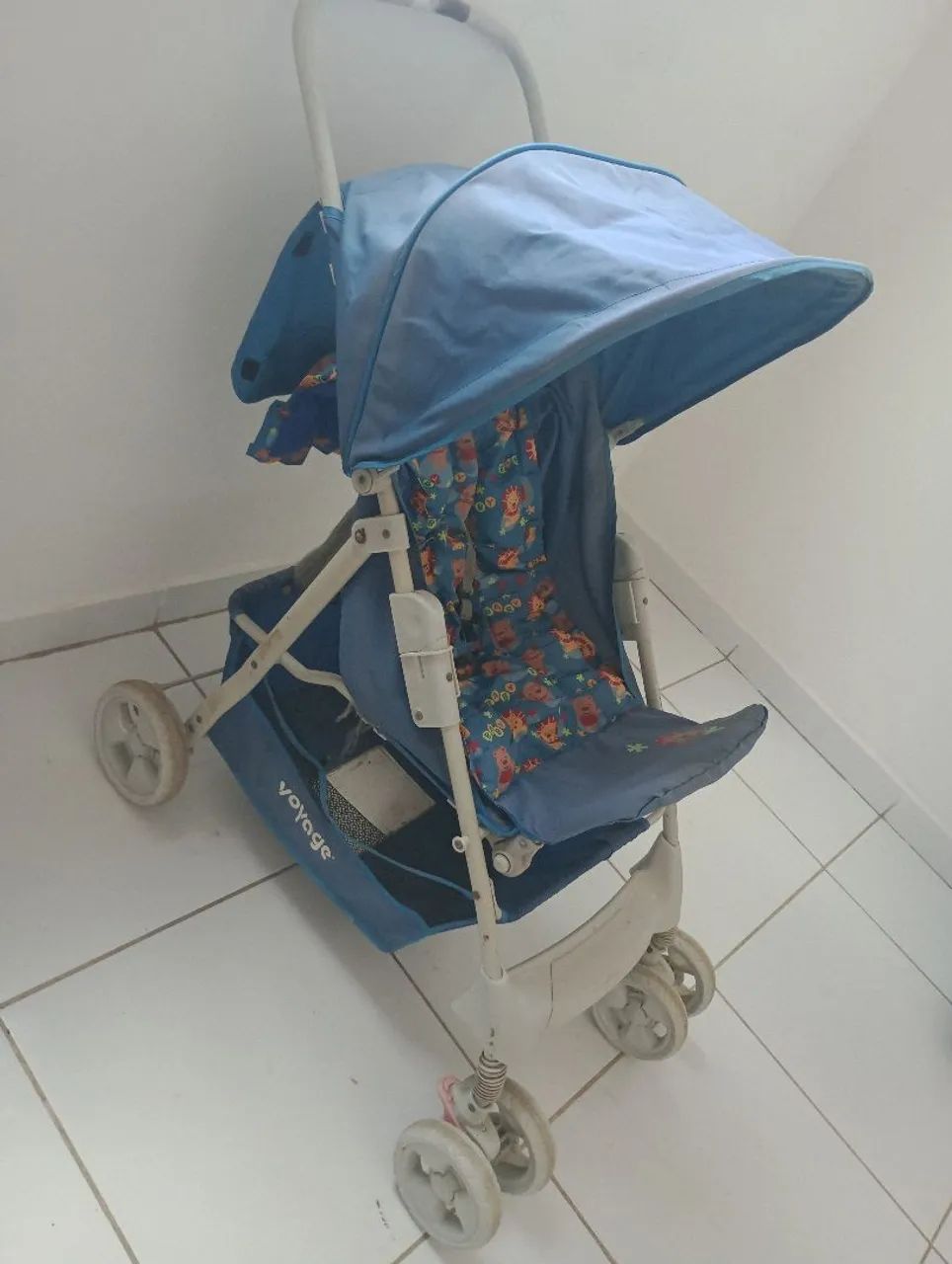 Carrinho de bebê Voyage Azul