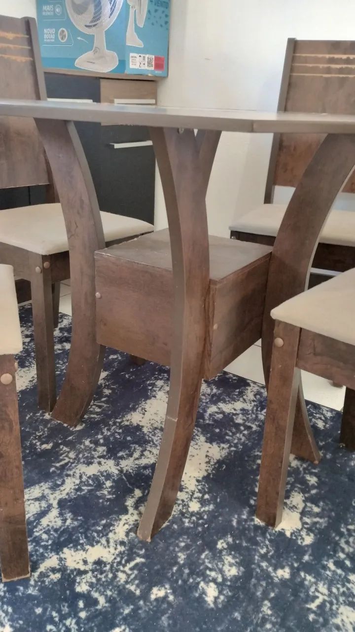  Mesa de jantar com 4 cadeiras  - Foto 2