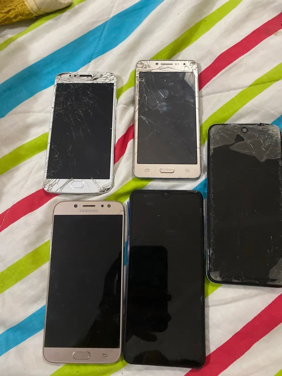 Lote celulares quebrados  - Foto 2