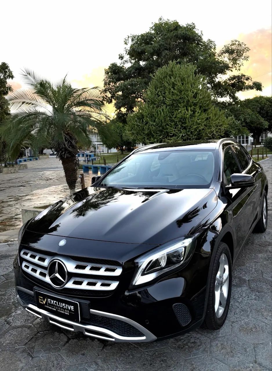 Mercedes-Benz GLA 200 Adv. 1.6/1.6 TB 16V Flex Aut. 2018