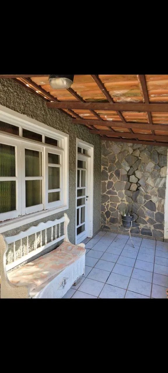 Quarto individual com banheiro, sala, varanda e cozinha