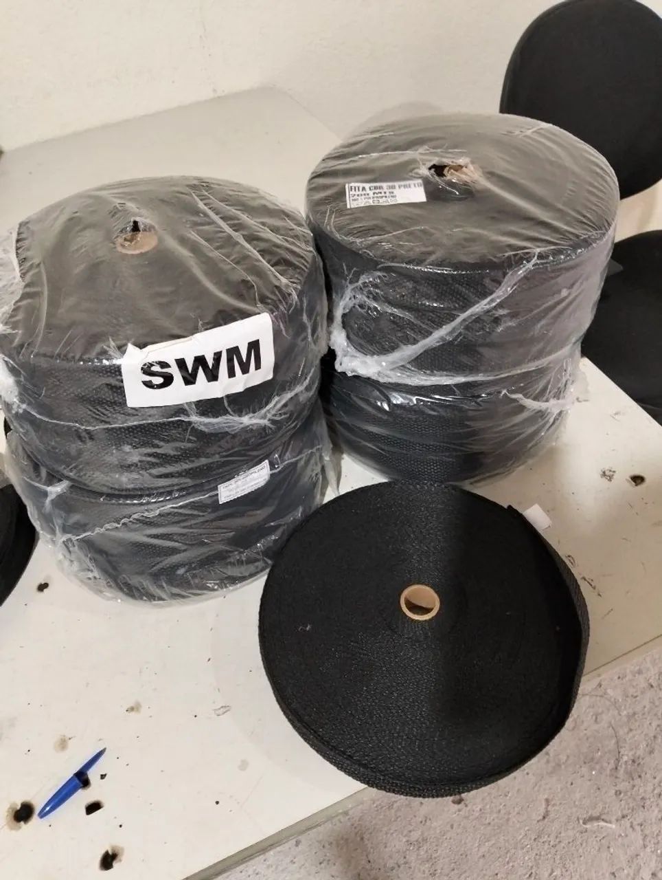 Alças fitas CBR 30mm com 200 metros na cor preta.