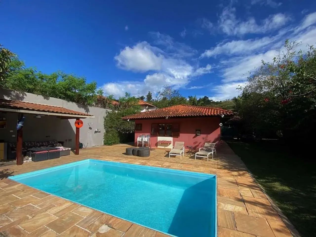 Casa à venda na Granja Viana